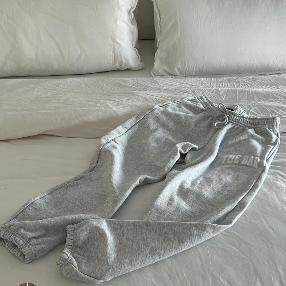 Brand NEW, In The Original Package, Always “SOLD OUT”,Grey, The Bar Sweatpants - Picture 7 of 9